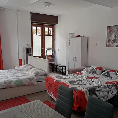 Διαμέρισμα Soca Treasure With Free Parking