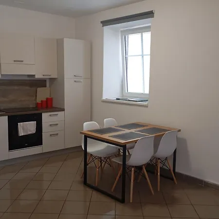 Διαμέρισμα Soca Treasure With Free Parking